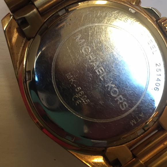 Men’s Gold Michael Kors Watch - Picture 4 of 6